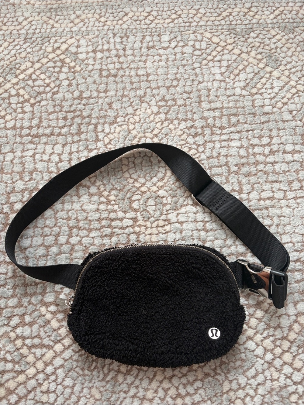 lululemon athletica Black Mesh Interior Belt Bag